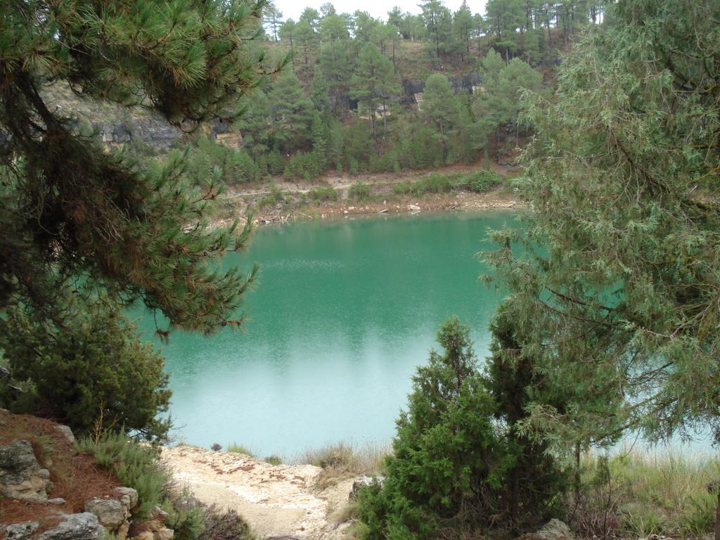 Alojamiento Turistico "El Torreon" Pensionat Fresneda de la Sierra Exteriör bild