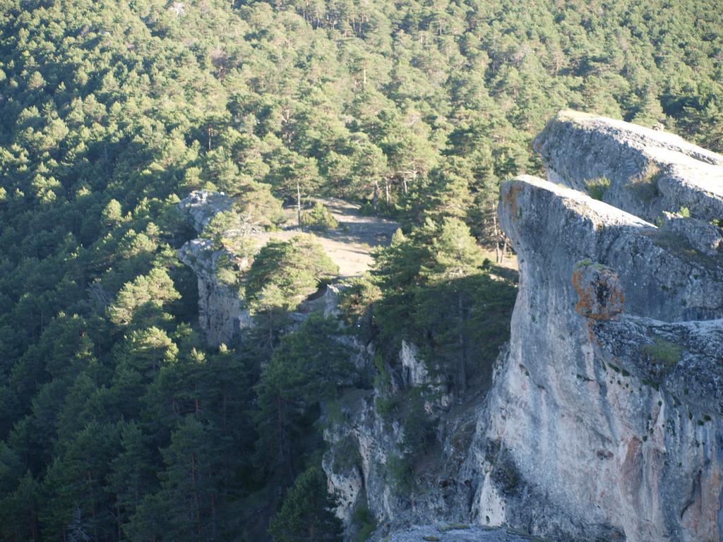 Alojamiento Turistico "El Torreon" Pensionat Fresneda de la Sierra Exteriör bild
