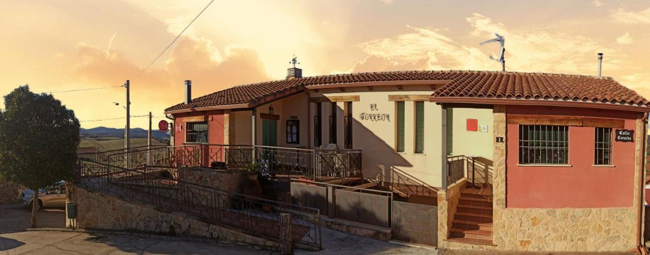 Alojamiento Turistico "El Torreon" Pensionat Fresneda de la Sierra Exteriör bild